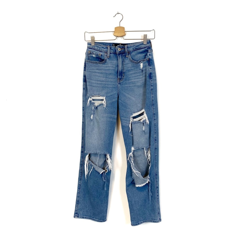 Hollister | Ultra High Rise Vintage Straight‎ Distressed Jeans Size 3 / 26 - Picture 2 of 10